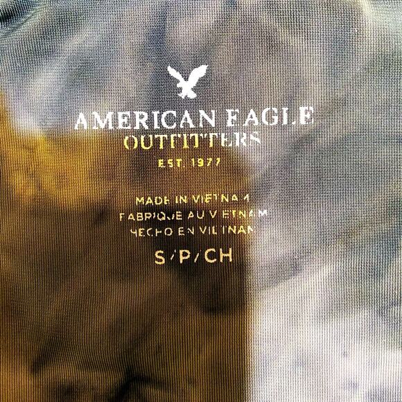 American Eagle - Crushed VelvetTie Dye T-Shirt - Picture 3 of 3